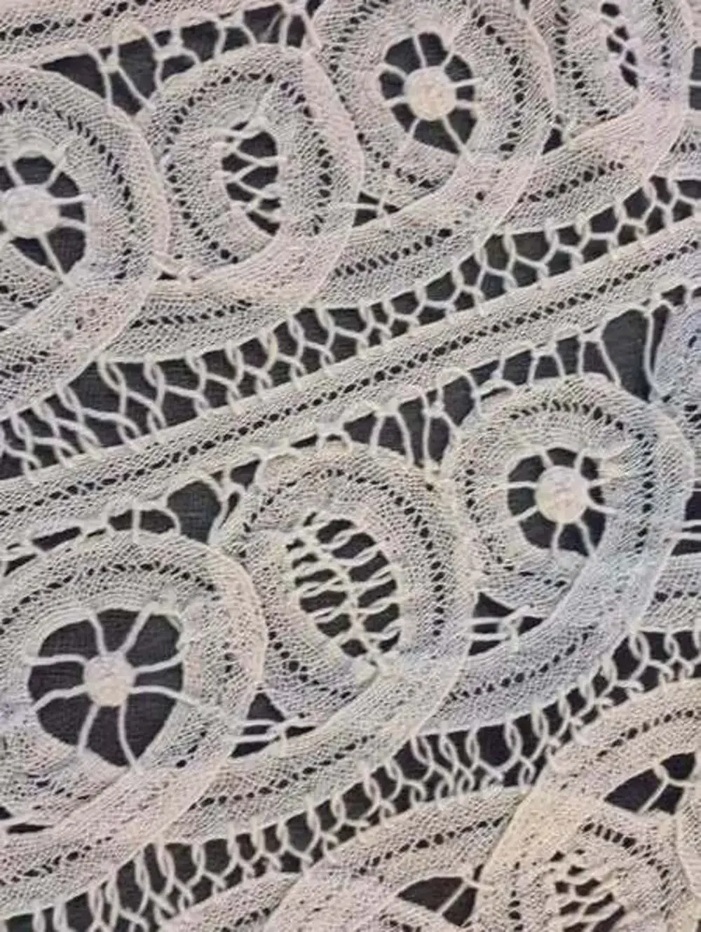 N/A design intricate